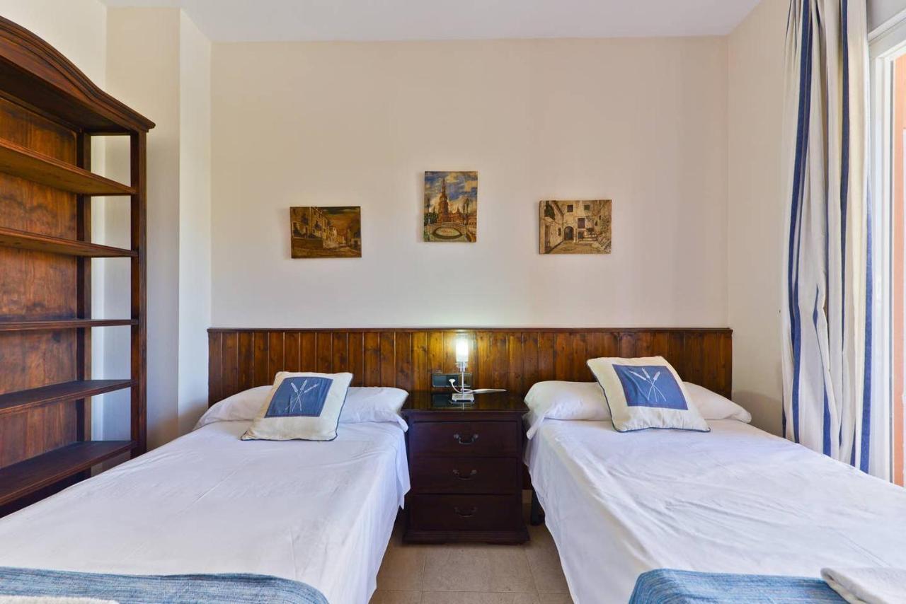Apartamento Yaiza Nerja Bagian luar foto