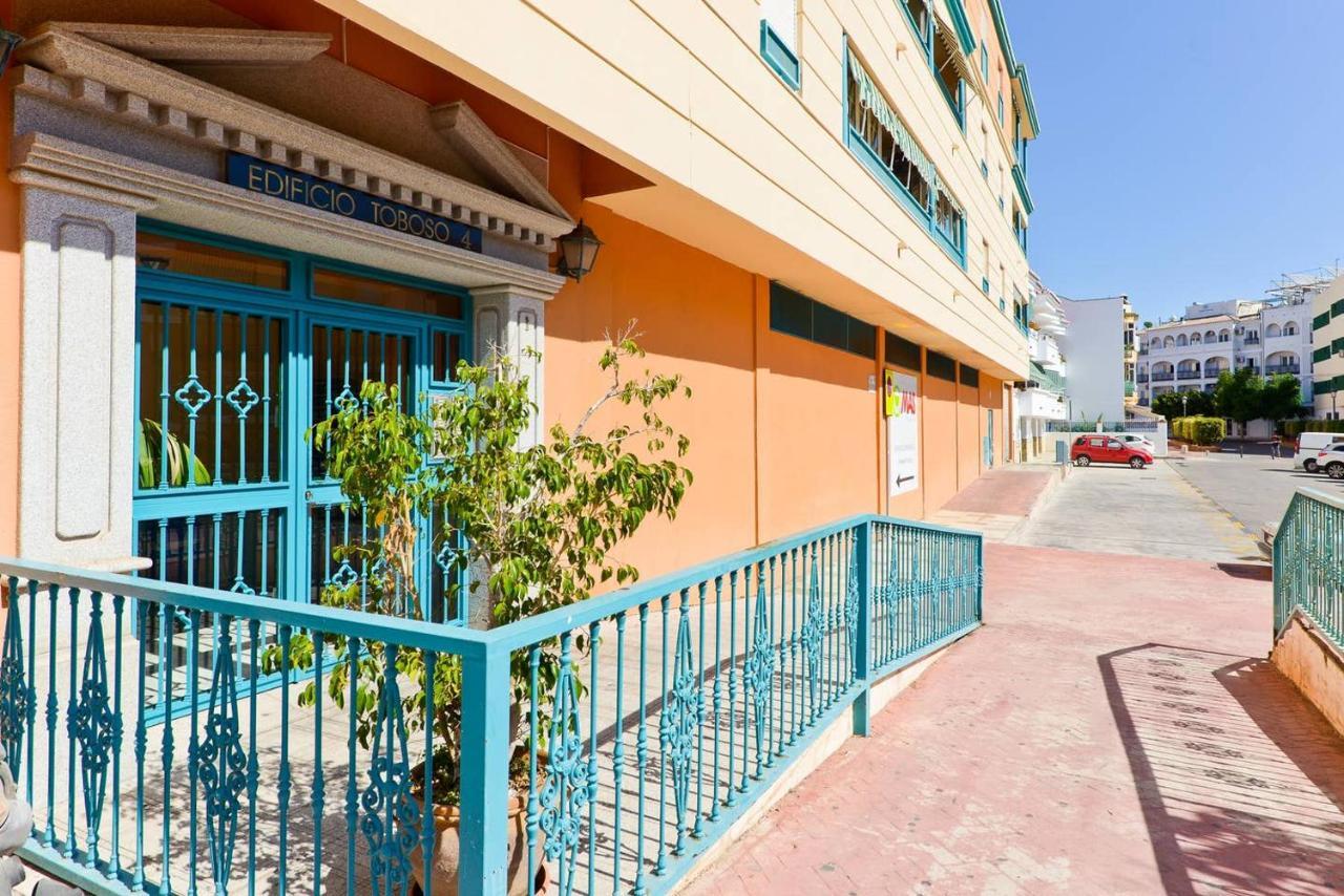 Apartamento Yaiza Nerja Bagian luar foto