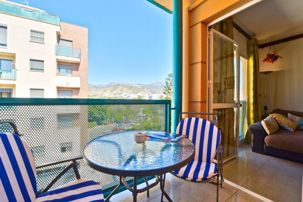 Apartamento Yaiza Nerja Bagian luar foto